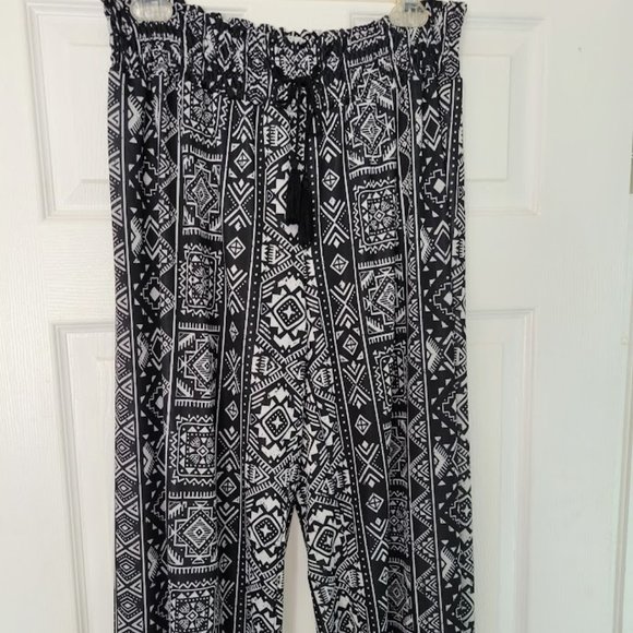 West Loop wide leg palazzo pants‎ geometric pattern Size L - Picture 1 of 4